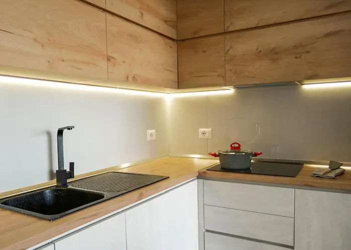 Urban Serenity Skyline View 1 Apartman