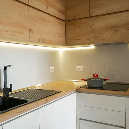 Urban Serenity Skyline View 1 Lejlighed