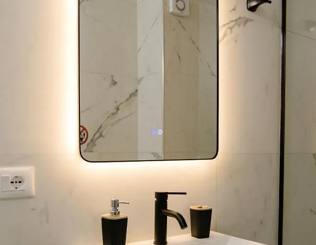 Lägenhet Urban Serenity Skyline View 1 Tirana