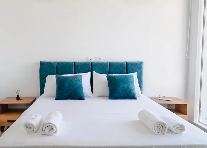 Lägenhet Urban Serenity Skyline View 1 Tirana